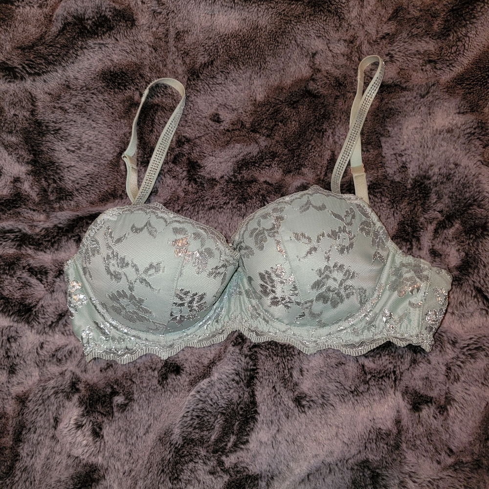 Victoria's Secret Mint Green Lace Bra 34 B